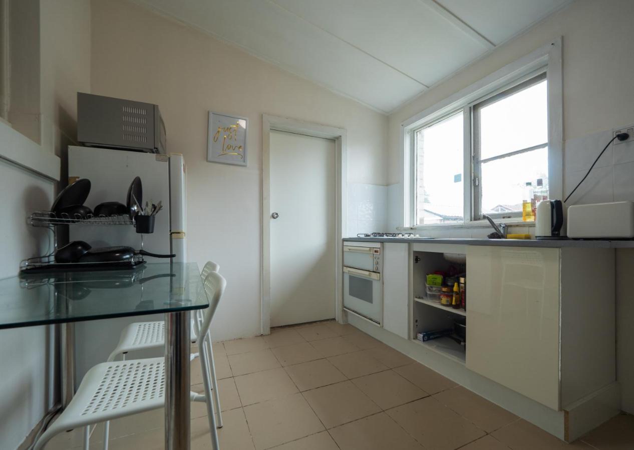 Gasthof Quiet Private Double In Kingsford Near Unsw, Randwick Light Railway&bus G3